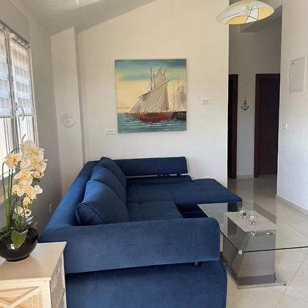Apartmani Velic Vir Luaran gambar