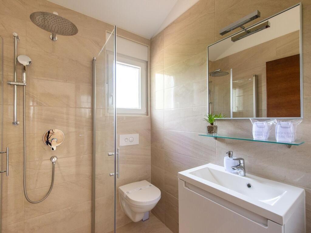 Apartmani Velic Vir Luaran gambar